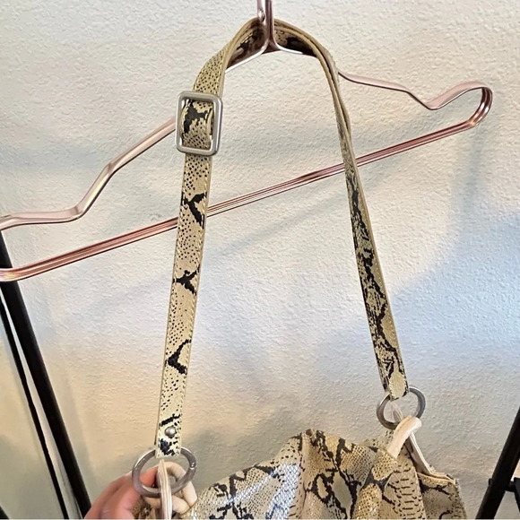 6126 Tan Snake Print Convertible Satchel Handbag Crossbody - Picture 8 of 11